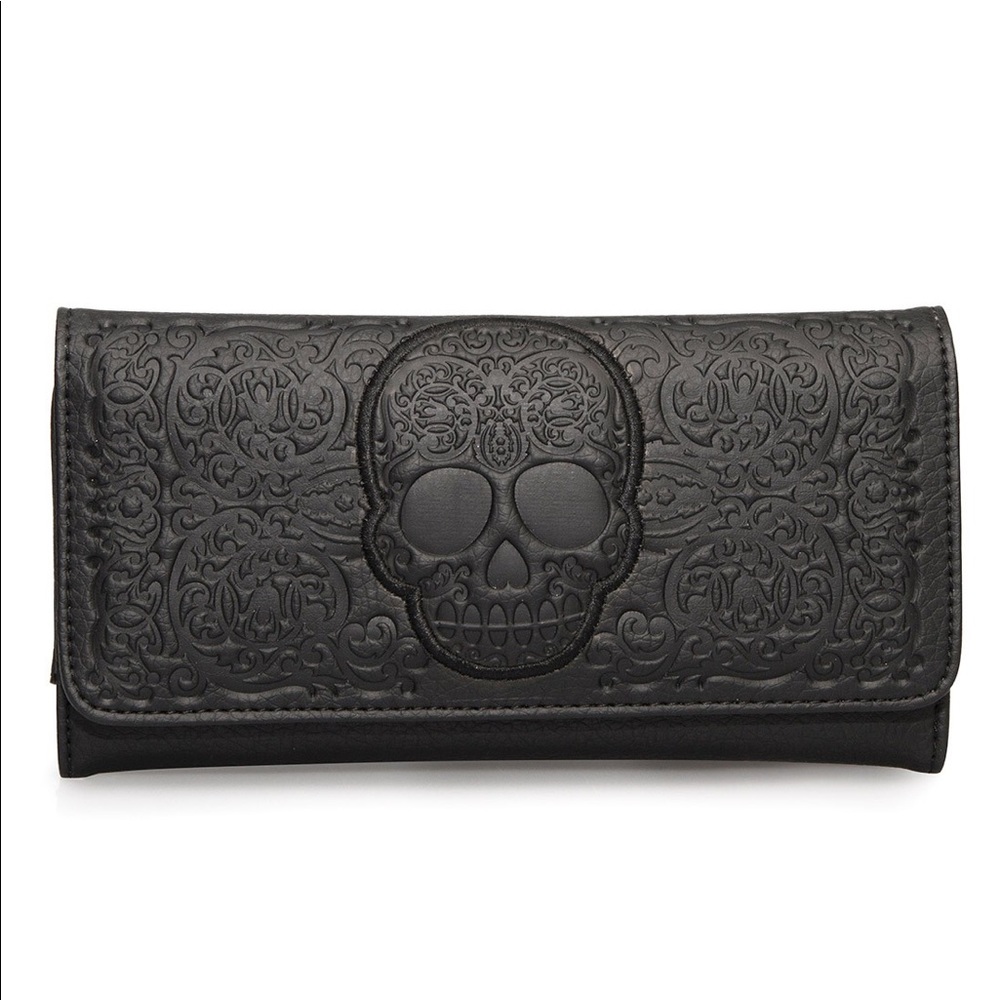 Lounge All Black Skull design Wallet